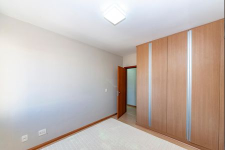 Apartamento à venda com 119m², 3 quartos e 2 vagasQuarto 3