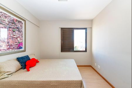 Apartamento à venda com 119m², 3 quartos e 2 vagasQuarto 3