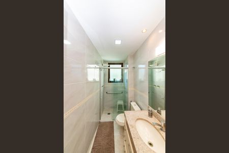 Apartamento à venda com 119m², 3 quartos e 2 vagasBanheiro Social