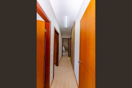 Apartamento à venda com 119m², 3 quartos e 2 vagasCorredor