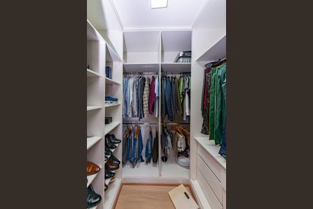 Apartamento à venda com 119m², 3 quartos e 2 vagasCloset da suíte
