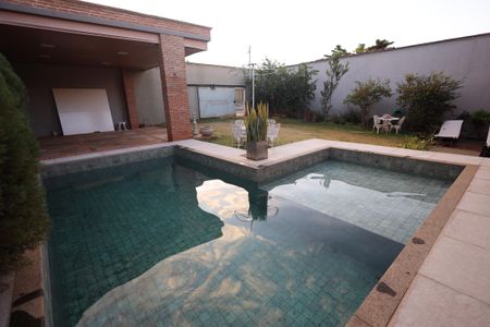 Casa para alugar com 460m², 3 quartos e 2 vagasPiscina