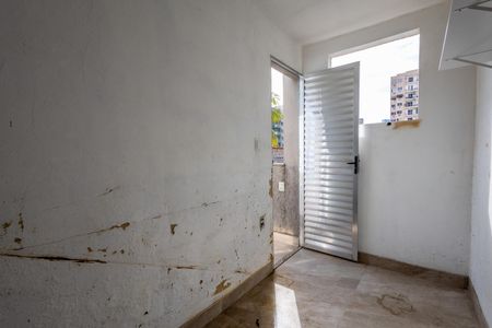 Casa de condomínio à venda com 320m², 3 quartos e 2 vagasTerraço Quarto de Serviço