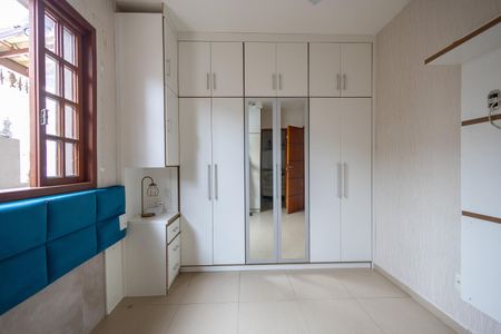 Casa de condomínio à venda com 320m², 3 quartos e 2 vagas Suite