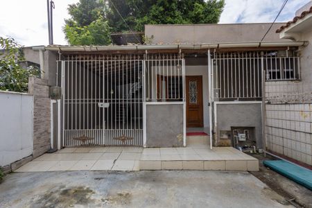 Casa de condomínio à venda com 320m², 3 quartos e 2 vagasFachada da Casa