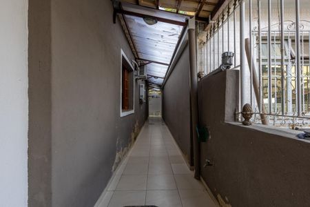 Casa de condomínio à venda com 320m², 3 quartos e 2 vagasTerraço