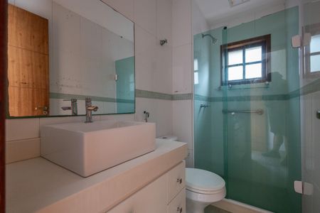 Casa de condomínio à venda com 320m², 3 quartos e 2 vagasBanheiro Social