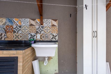 Casa de condomínio à venda com 320m², 3 quartos e 2 vagasÁrea de Serviço