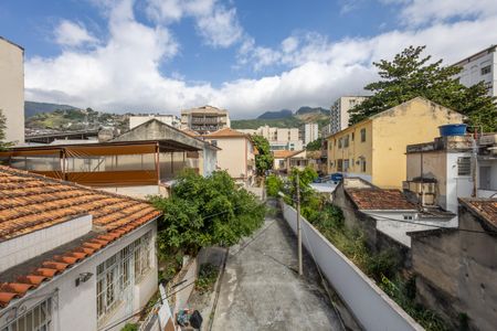 Casa de condomínio à venda com 320m², 3 quartos e 2 vagasVista Terraço 