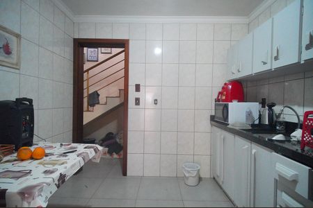 Casa para alugar com 160m², 2 quartos e 2 vagasCozinha