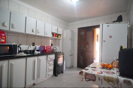 Casa para alugar com 160m², 2 quartos e 2 vagasCozinha