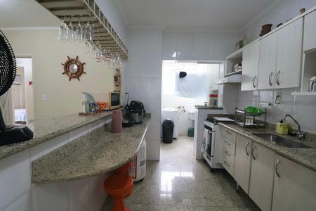 Apartamento para alugar com 95m², 3 quartos e 2 vagas Apartamento para alugar com 95m², 3 quartos e 2 vagasCozinha