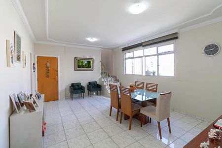 Apartamento à venda com 160m², 4 quartos e 2 vagas Apartamento à venda com 160m², 4 quartos e 2 vagasSala 1
