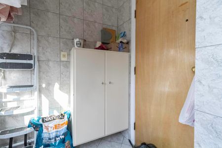 Apartamento à venda com 160m², 4 quartos e 2 vagas Apartamento à venda com 160m², 4 quartos e 2 vagasÁrea de serviço