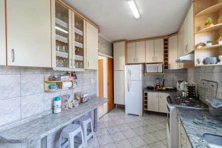 Apartamento à venda com 160m², 4 quartos e 2 vagas Apartamento à venda com 160m², 4 quartos e 2 vagasCozinha