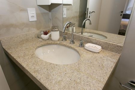 Apartamento à venda com 104m², 3 quartos e 2 vagasBanheiro da Suíte 2