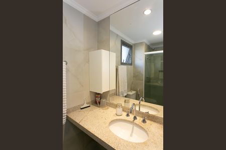 Apartamento à venda com 104m², 3 quartos e 2 vagasBanheiro da Suíte 1
