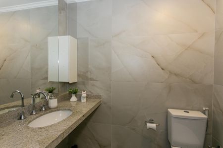 Apartamento à venda com 104m², 3 quartos e 2 vagasBanheiro da Suíte 3