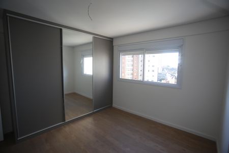 Apartamento à venda com 153m², 4 quartos e 4 vagasSuite 2