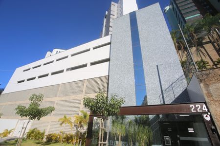 Apartamento à venda com 153m², 4 quartos e 4 vagasFachada