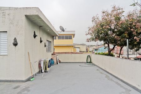 Casa à venda com 220m², 4 quartos e 4 vagasEdícula - área de serviço