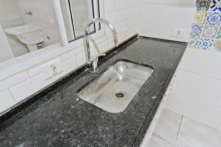 Casa à venda com 220m², 4 quartos e 4 vagasCozinha