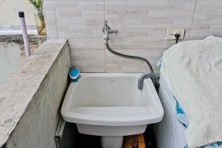 Casa à venda com 220m², 4 quartos e 4 vagasEdícula - área de serviço