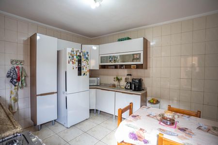 Casa à venda com 202m², 3 quartos e 2 vagas Casa à venda com 202m², 3 quartos e 2 vagasCozinha