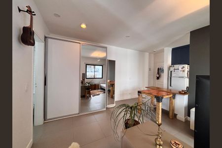 Apartamento para alugar com 38m², 1 quarto e 1 vaga Apartamento para alugar com 38m², 1 quarto e 1 vagaSala