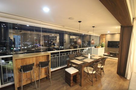 Apartamento à venda com 142m², 3 quartos e 2 vagasSala - Varanda