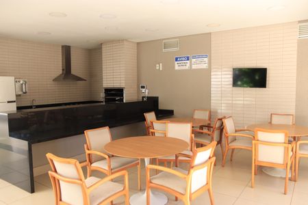 Apartamento para alugar com 65m², 2 quartos e 1 vagaÁrea comum