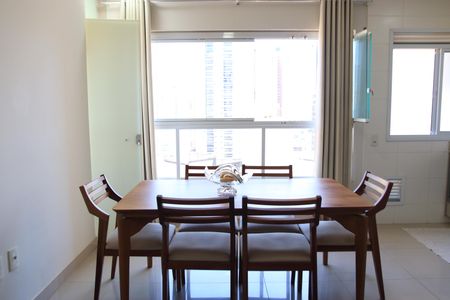 Apartamento para alugar com 65m², 2 quartos e 1 vagaSala