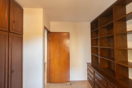 Apartamento para alugar com 90m², 3 quartos e 1 vaga Apartamento para alugar com 90m², 3 quartos e 1 vagaQuarto 3