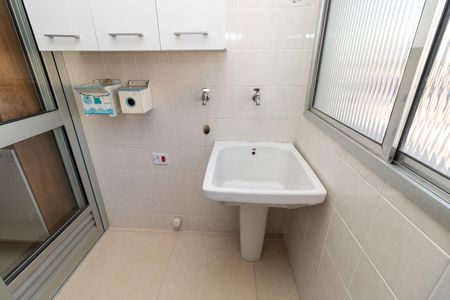 Apartamento à venda com 55m², 2 quartos e 1 vaga Apartamento à venda com 55m², 2 quartos e 1 vagaÁrea de Serviço