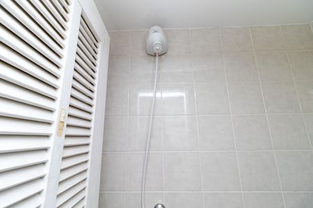Apartamento à venda com 55m², 2 quartos e 1 vaga Apartamento à venda com 55m², 2 quartos e 1 vagaBanheiro de Serviço