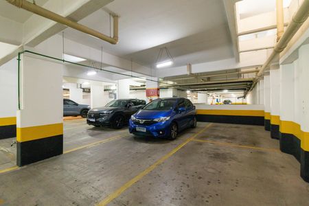 Apartamento à venda com 55m², 2 quartos e 1 vaga Apartamento à venda com 55m², 2 quartos e 1 vagaGaragem