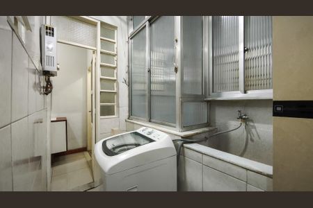 Apartamento à venda com 65m², 2 quartos e sem vaga Apartamento à venda com 65m², 2 quartos e sem vagaÁrea de Serviço