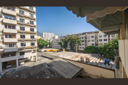 Apartamento à venda com 65m², 2 quartos e sem vaga Apartamento à venda com 65m², 2 quartos e sem vagaVista da Sala