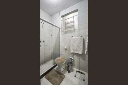 Apartamento à venda com 65m², 2 quartos e sem vaga Apartamento à venda com 65m², 2 quartos e sem vagaBanheiro Corredor