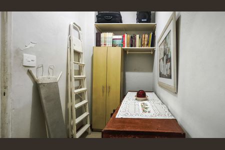 Apartamento à venda com 65m², 2 quartos e sem vaga Apartamento à venda com 65m², 2 quartos e sem vagaQuarto de Serviço