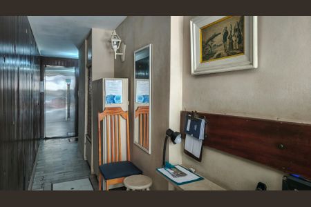 Apartamento à venda com 65m², 2 quartos e sem vaga Apartamento à venda com 65m², 2 quartos e sem vagaFachada e portaria