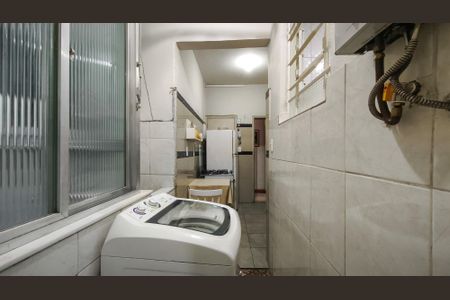 Apartamento à venda com 65m², 2 quartos e sem vaga Apartamento à venda com 65m², 2 quartos e sem vagaÁrea de Serviço