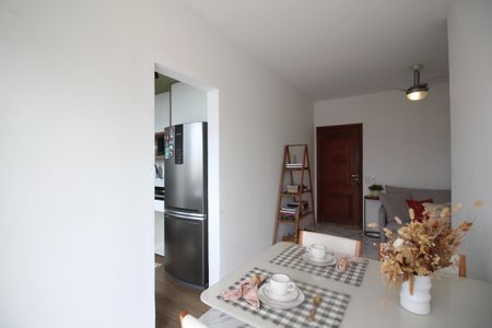 Apartamento à venda com 60m², 2 quartos e 1 vagaSala