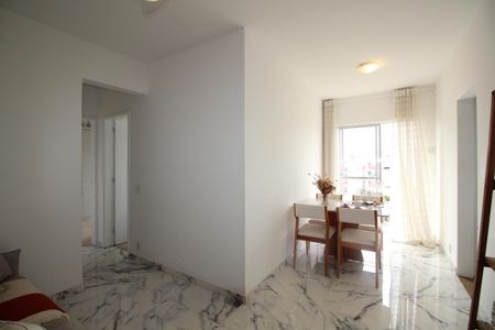 Apartamento à venda com 60m², 2 quartos e 1 vagaSala