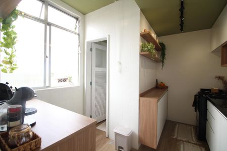 Apartamento à venda com 60m², 2 quartos e 1 vagaCozinha
