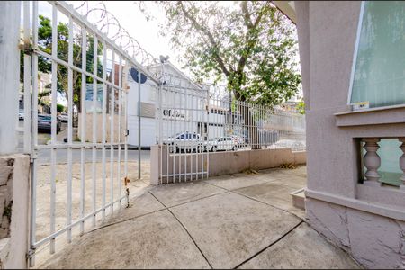 Casa para alugar com 200m², 3 quartos e sem vagaÁrea externa