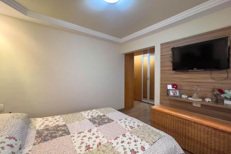 Apartamento à venda com 146m², 4 quartos e 2 vagas Apartamento à venda com 146m², 4 quartos e 2 vagasSuíte 1