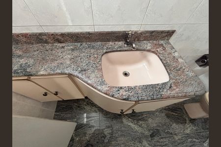 Apartamento à venda com 165m², 3 quartos e 2 vagasLavabo