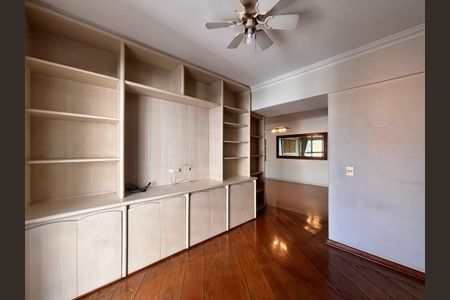 Apartamento à venda com 165m², 3 quartos e 2 vagasSala de TV