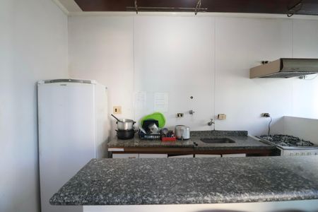 Apartamento para alugar com 98m², 2 quartos e 1 vagaCozinha